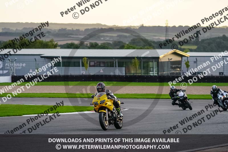 donington no limits trackday;donington park photographs;donington trackday photographs;no limits trackdays;peter wileman photography;trackday digital images;trackday photos